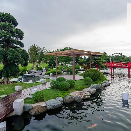 Shri Landscape - Landmark 81 Apartment Хошимин Екстериор снимка